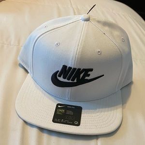 Nike Pro Dri-Fit Hat White One Size